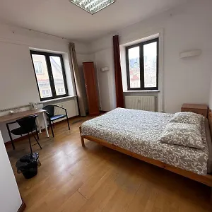 Bed & Breakfast - 24h Self Check-in, Poznan